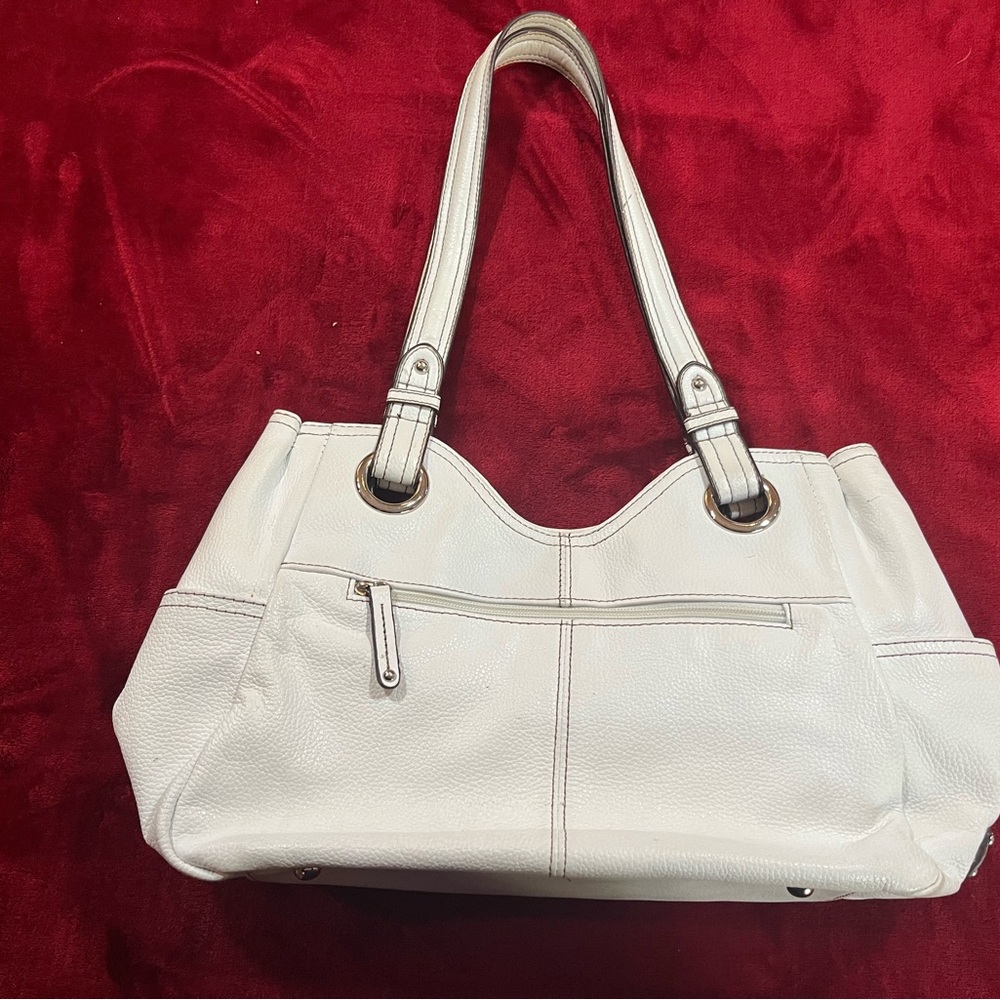 Chic White Leather Handbag - Picture 2 of 13